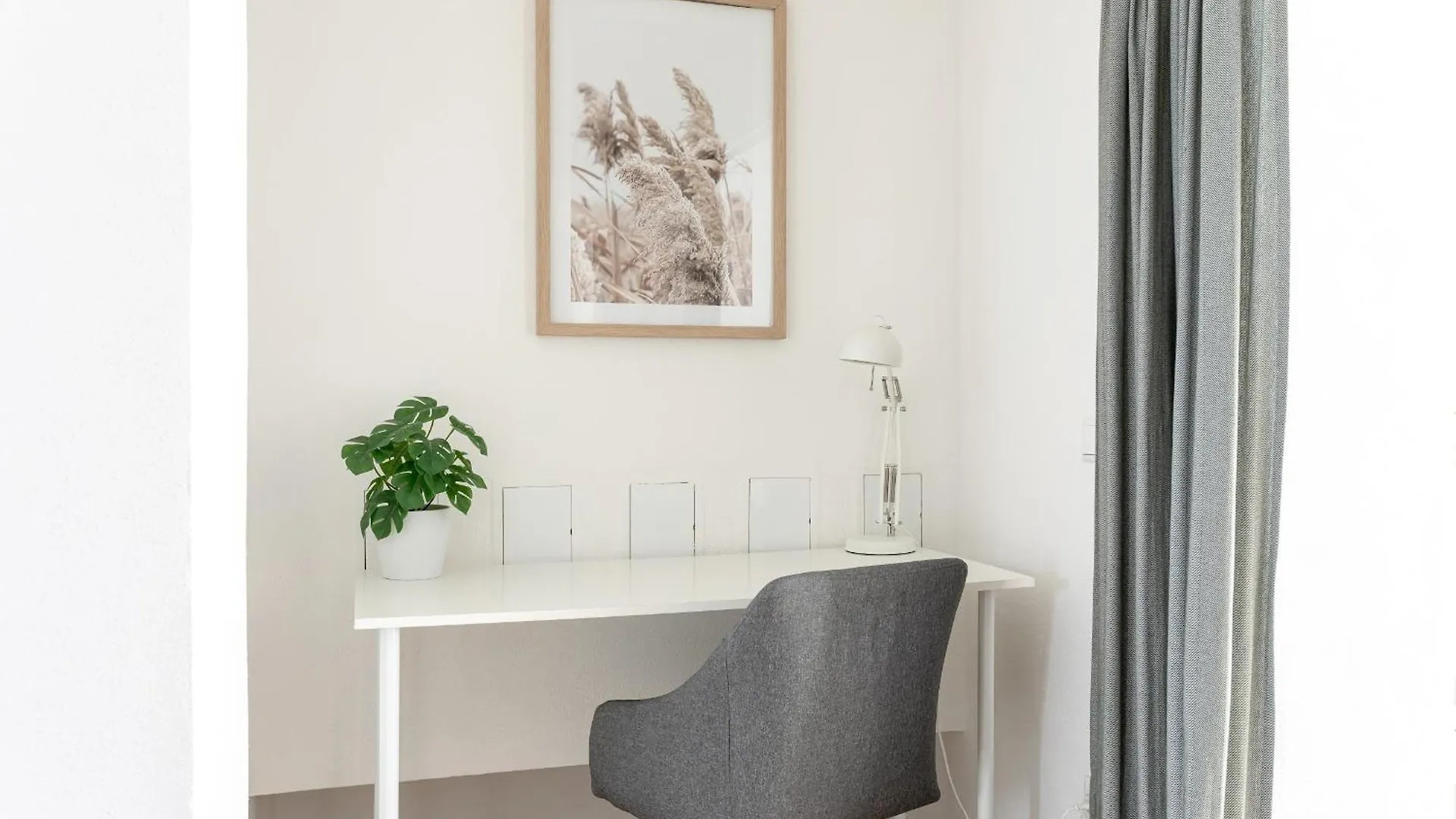 Global Living - Design Apartment I Central I Beamer I Kitchen I Terrace I Berlijn 0*,