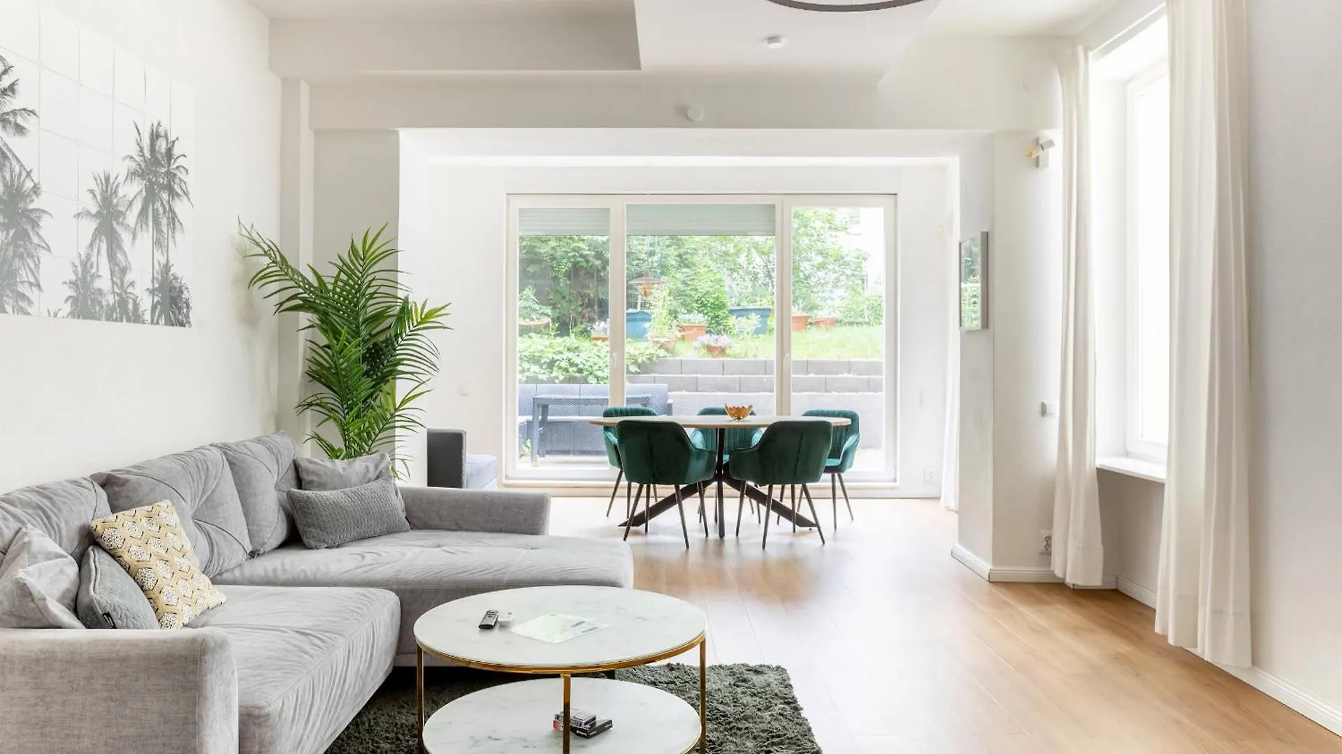 Global Living - Design Apartment I Central I Beamer I Kitchen I Terrace I Berlijn
