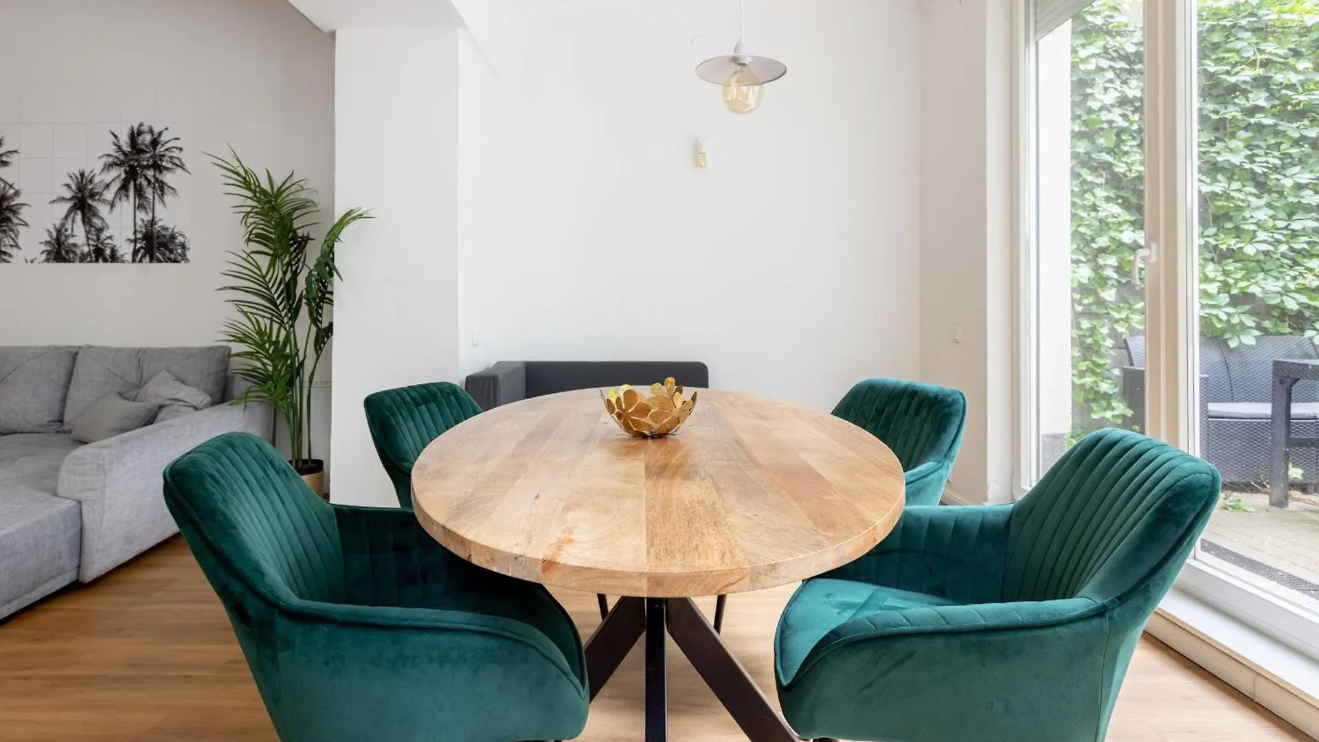 Global Living - Design Apartment I Central I Beamer I Kitchen I Terrace I Berlijn