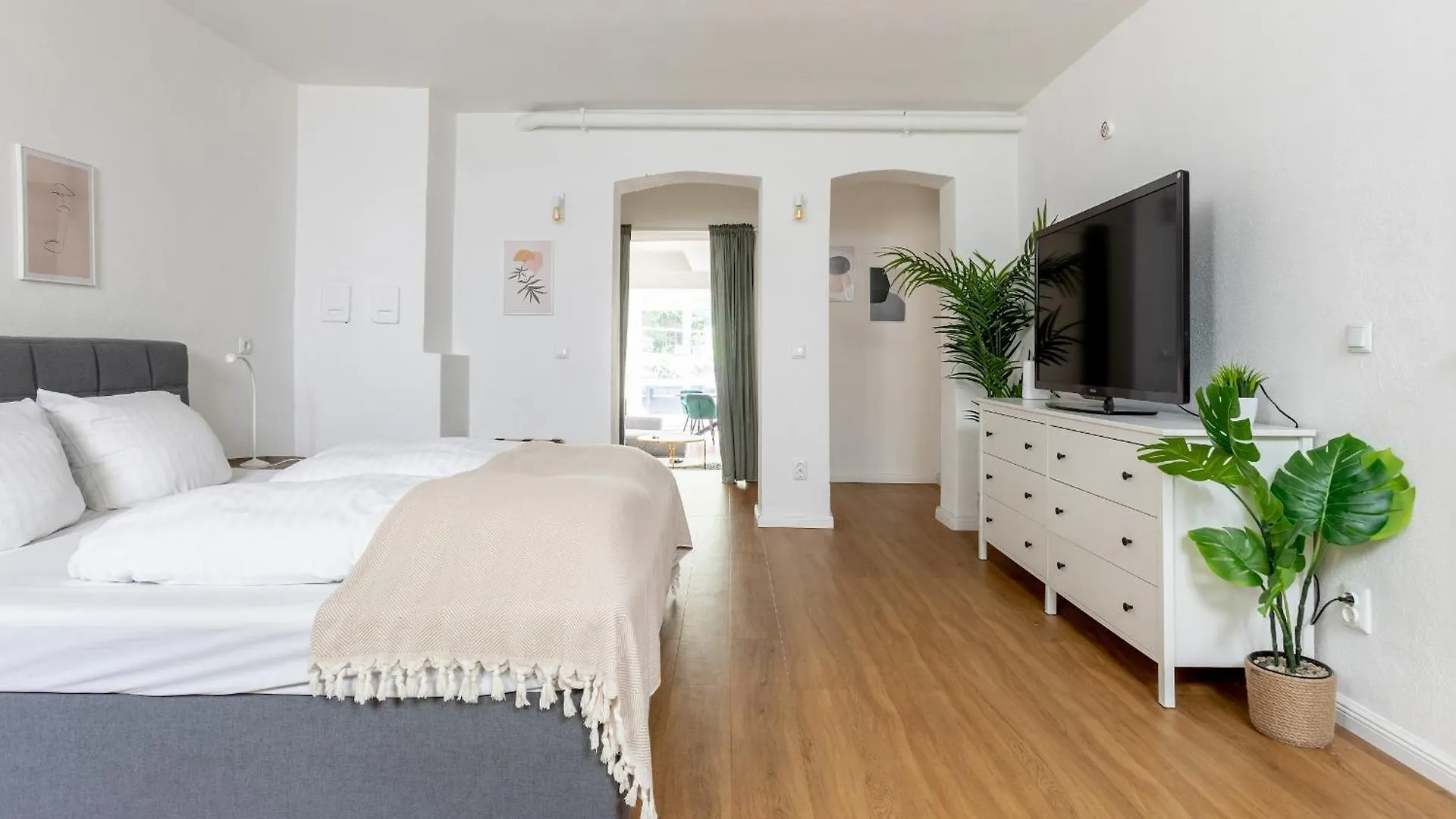 Global Living - Design Apartment I Central I Beamer I Kitchen I Terrace I Berlijn