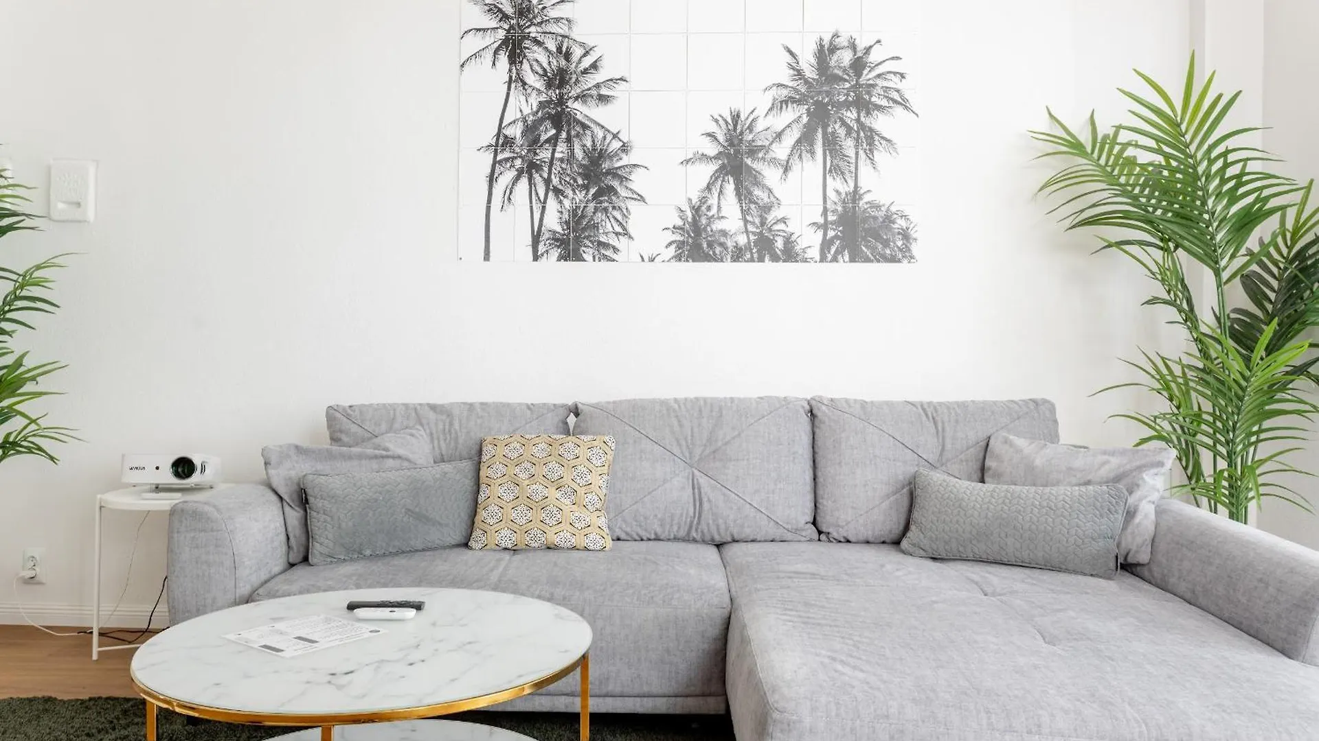 Global Living - Design Apartment I Central I Beamer I Kitchen I Terrace I Berlin