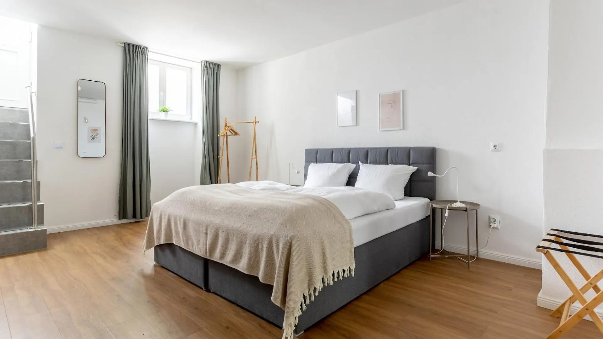 Global Living - Design Apartment I Central I Beamer I Kitchen I Terrace I Berlin Deutschland