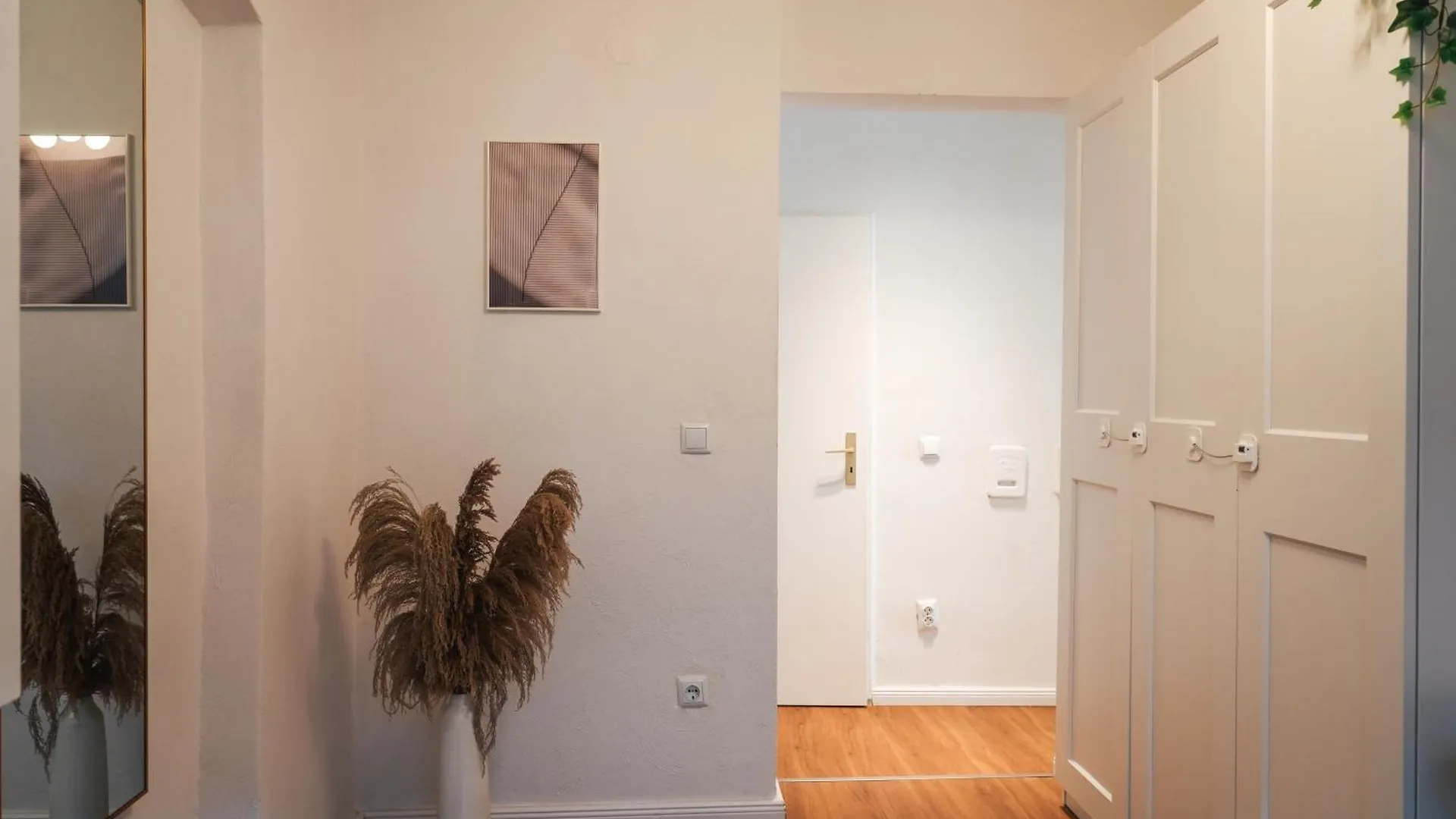 Global Living - Design Apartment I Central I Beamer I Kitchen I Terrace I Berlino